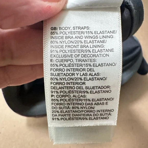 The North Face Black and Pink Sports Bra - Picture 9 of 10